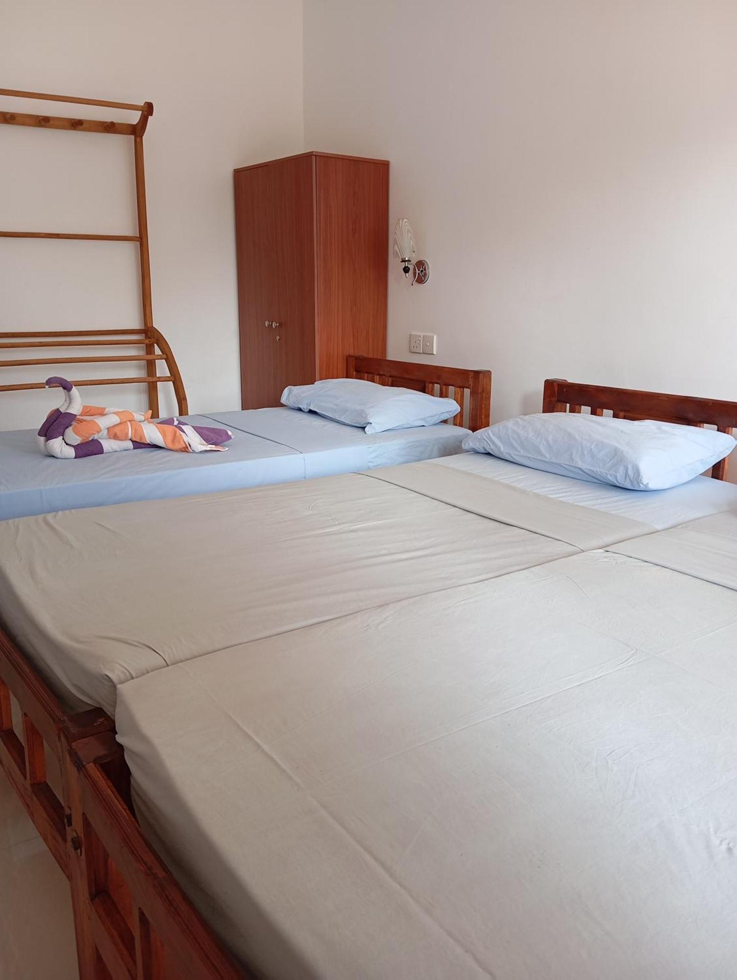 Jeys Place Нилавели Екстериор снимка